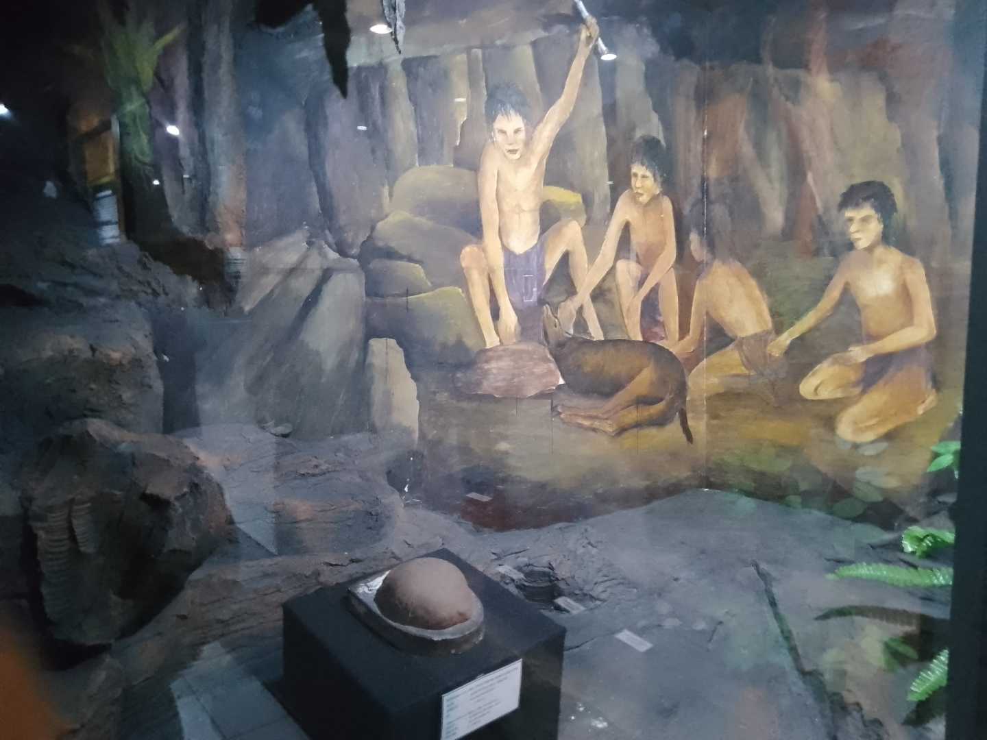 Berburu Dan Meramu