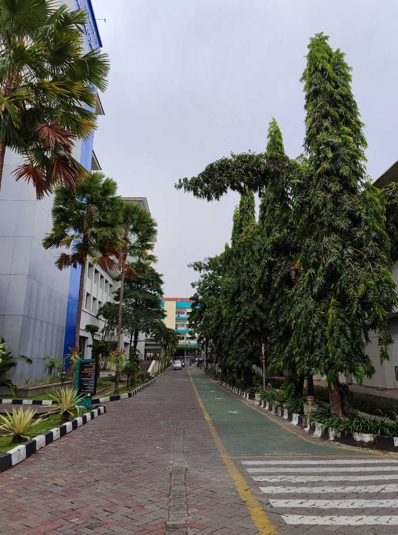 teduh namun panas