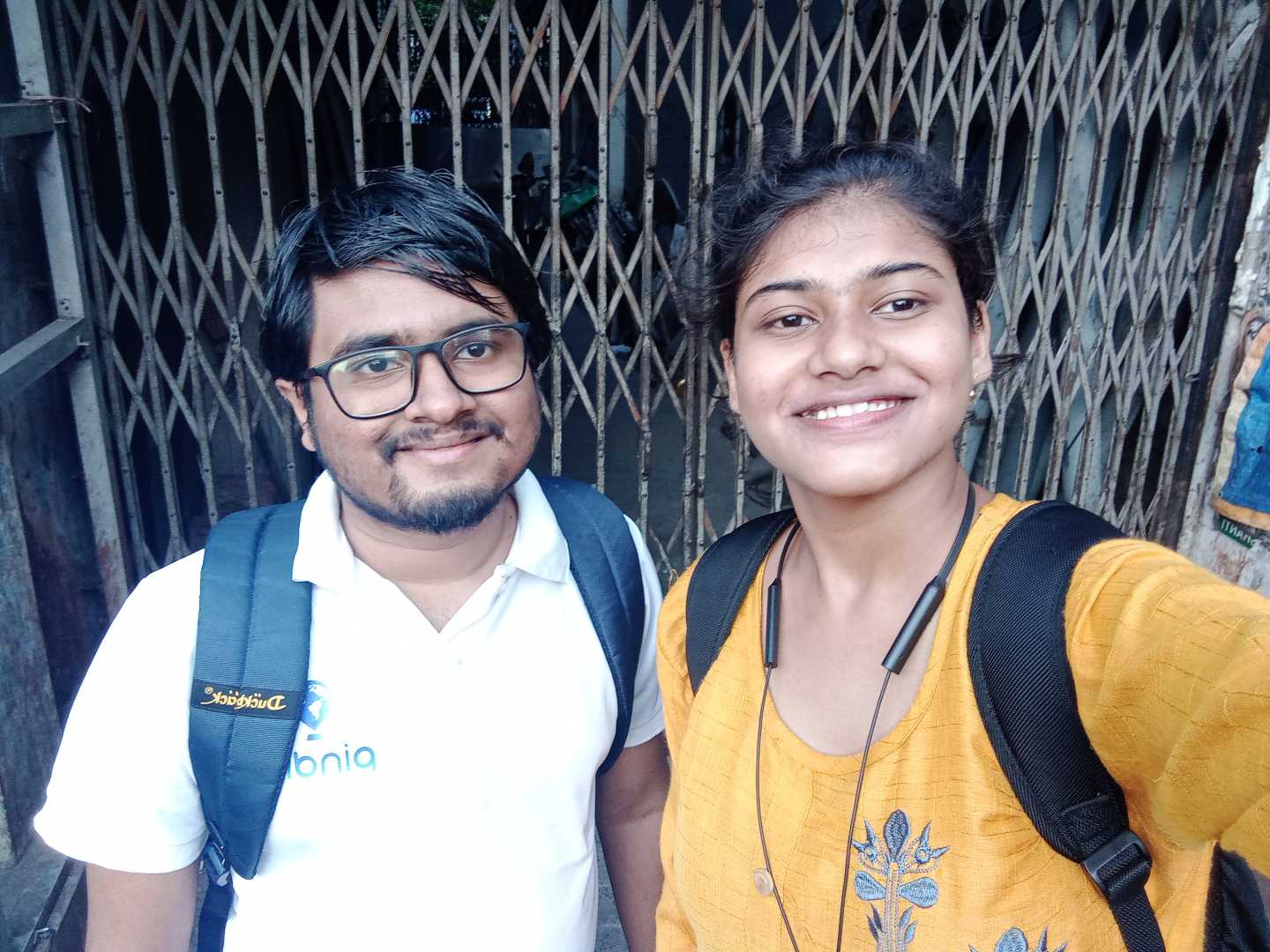 With Kolkatar chobiwala