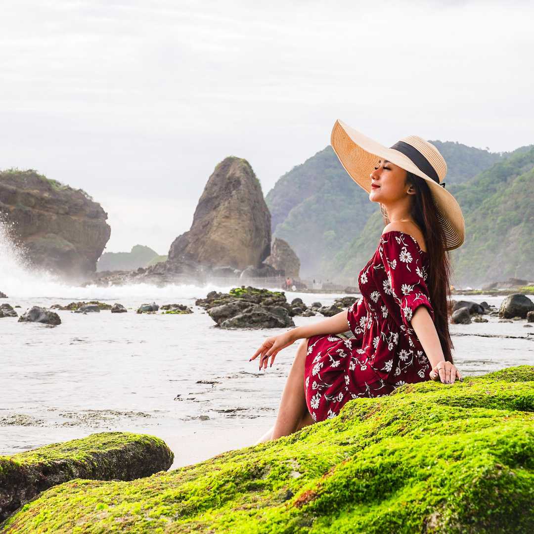 Eksotika Pantai Papuma