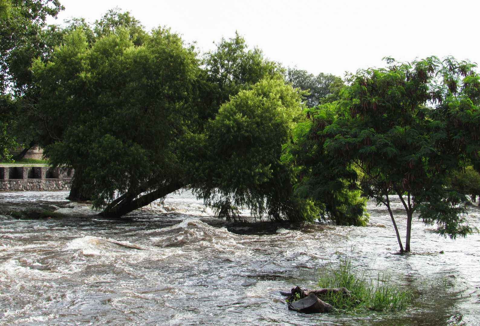 Rio Cruz del Eje
