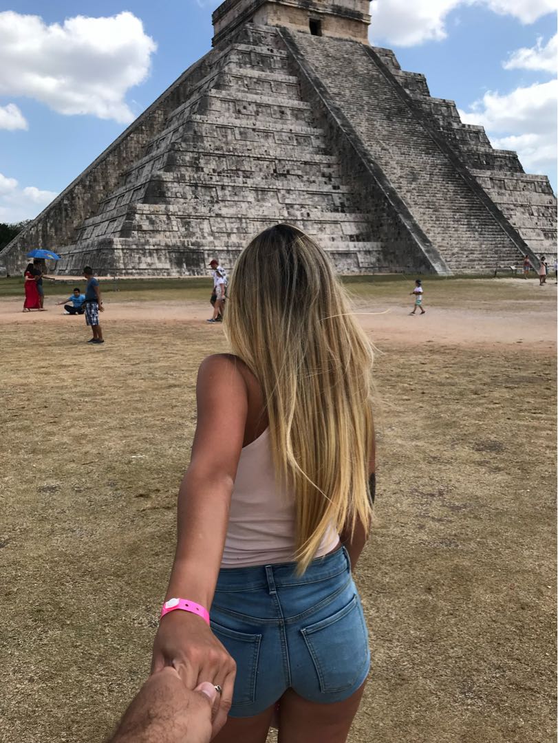 📍 Chichén Itzá - @catandoviajess 