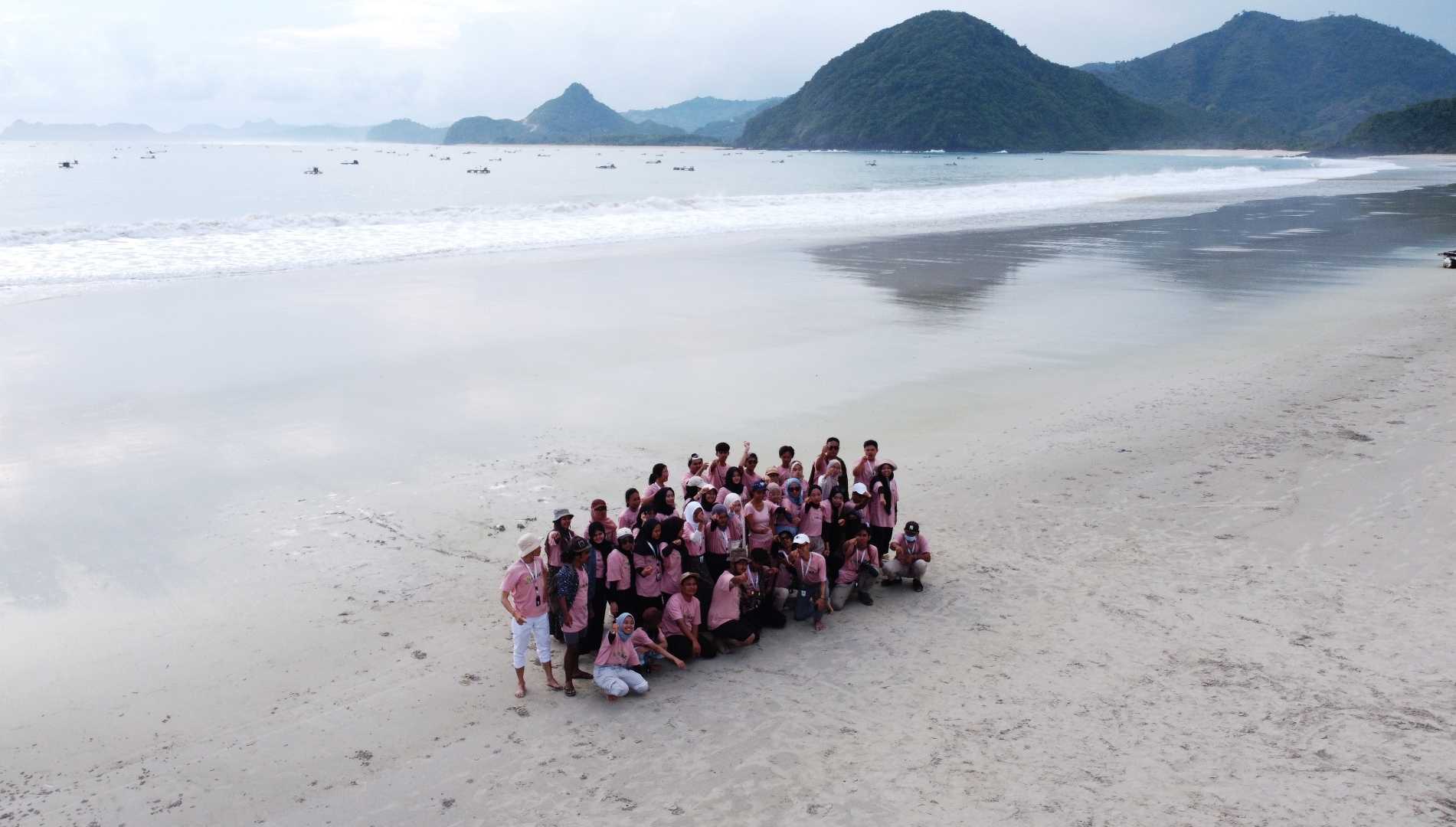 Selong Belanak Beach 