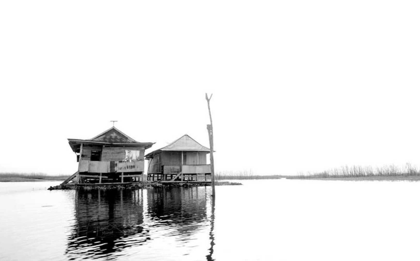 rumah terapung 
