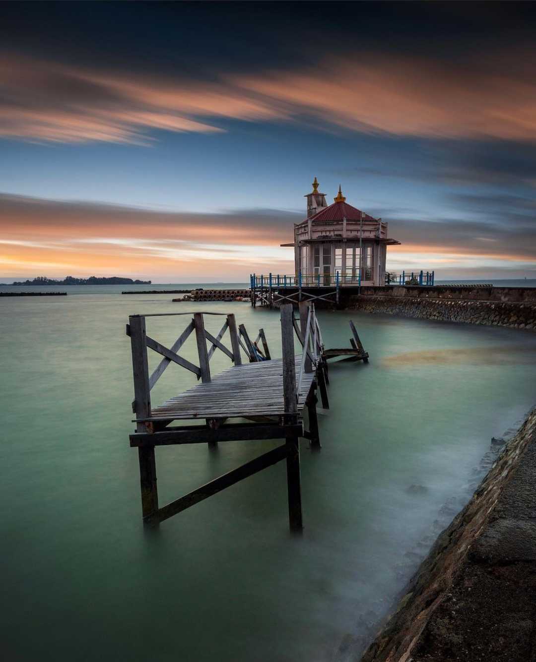 Camba Cambang Island