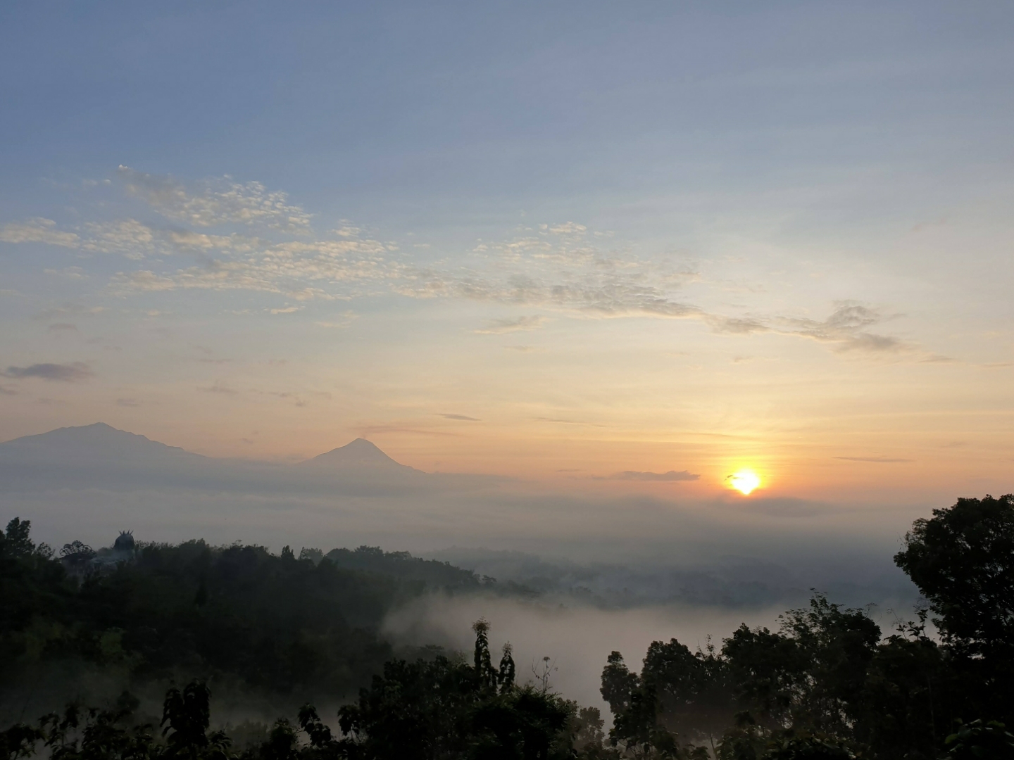 Punthuk Setumbu - Magelang 