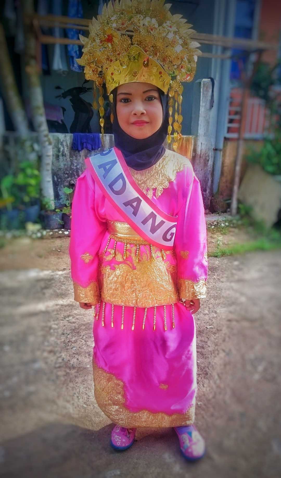 Pakaian Adat Sumatra Barat