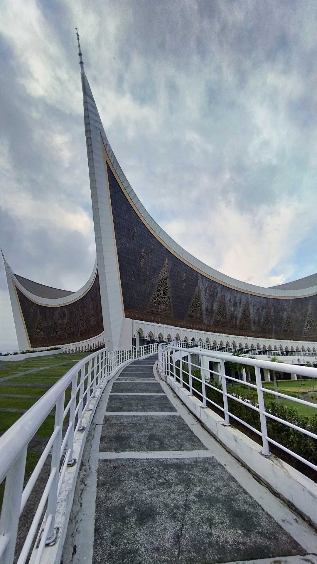 Masjid Raya Sumbar