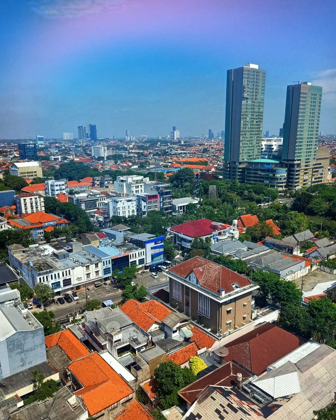 Pemandangan dari Hotel Santika, Gubeng