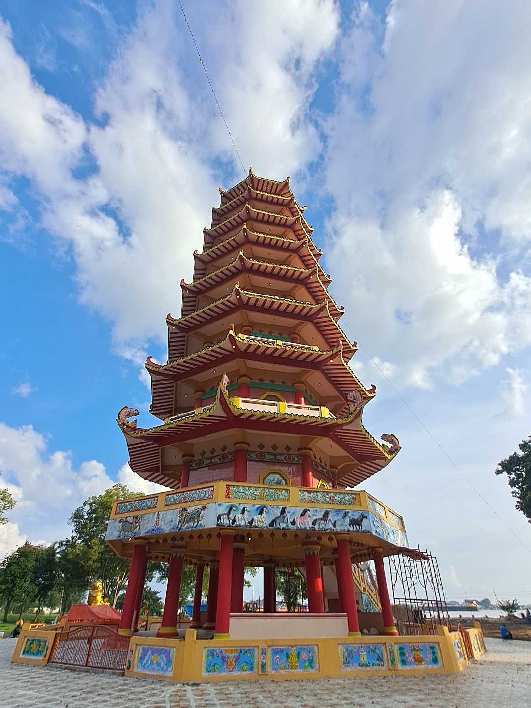 pagoda pulau kemaro 