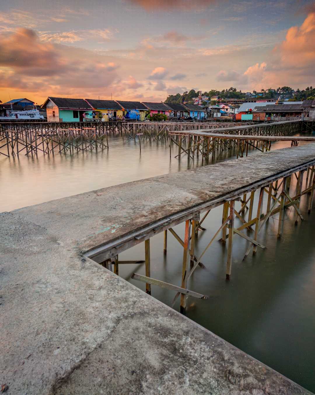 Kampung Atas Air