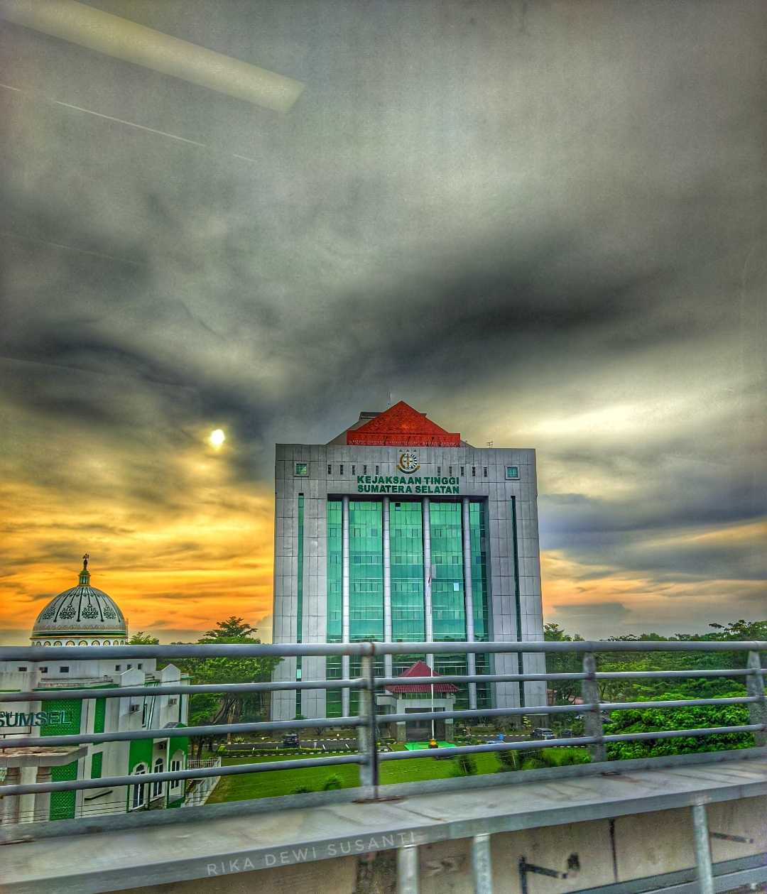 gedung kejaksaan tinggi palembang