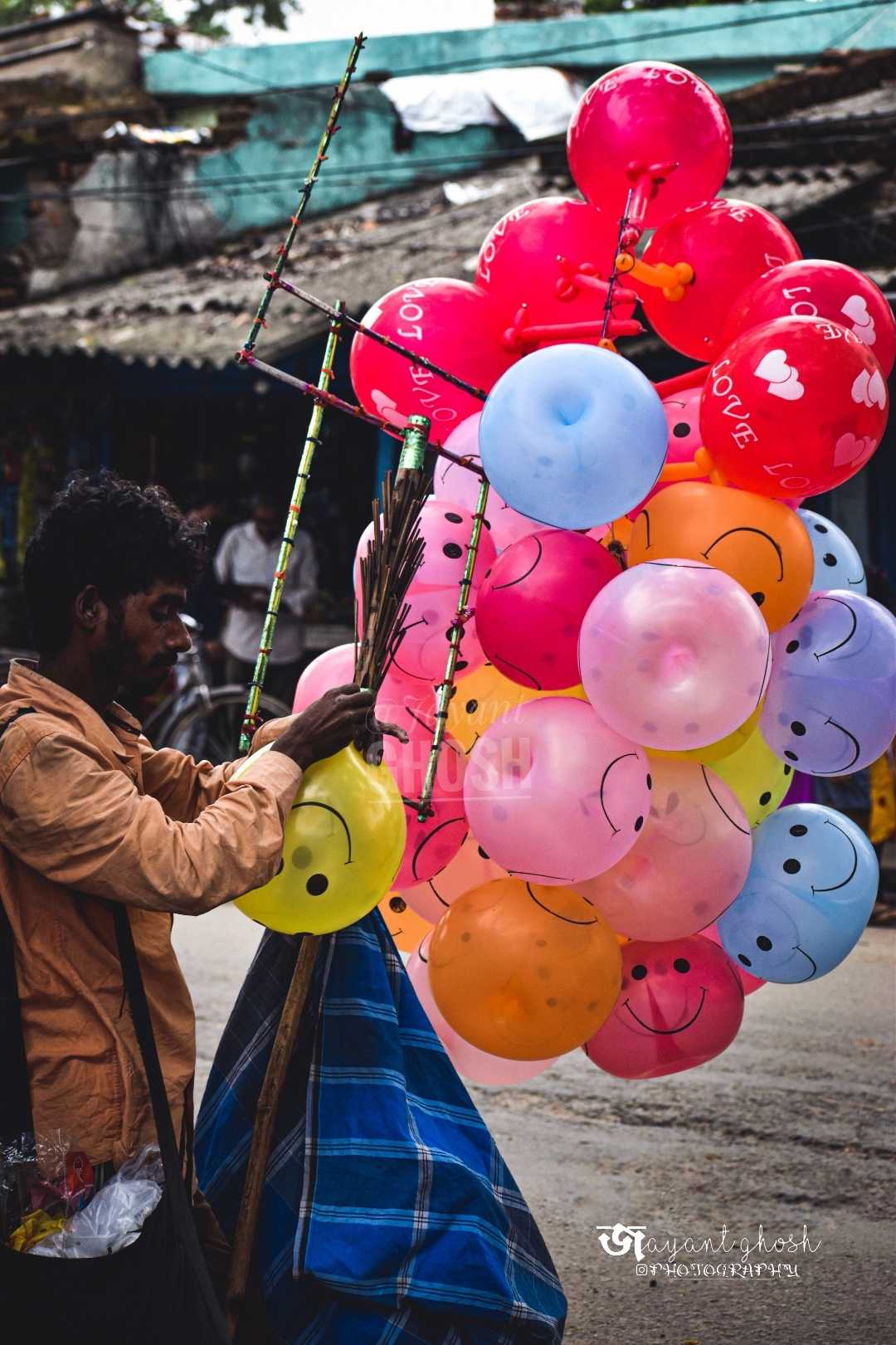 𝙏𝙝𝙚 𝙗𝙖𝙡𝙡𝙤𝙤𝙣 𝙢𝙖𝙣 🎈🎈
