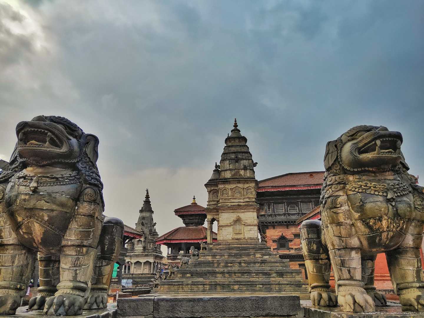Lions guarding Bhaktapur Durbar Square 🇳🇵