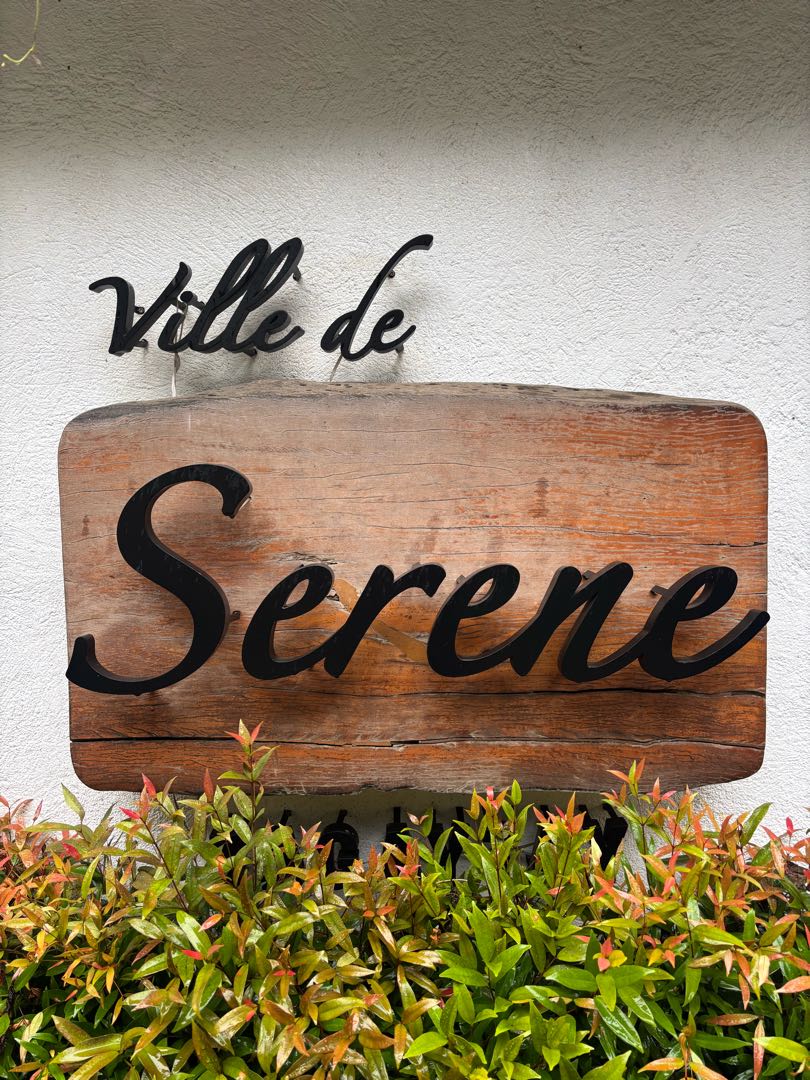 Villa De Serene