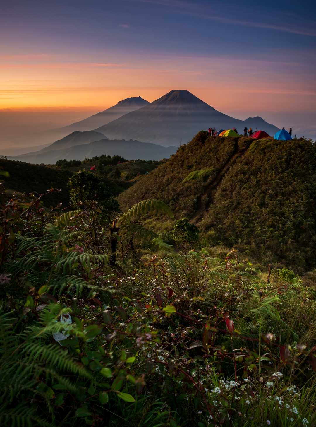 Sunrise Momen dari Gunung Prau