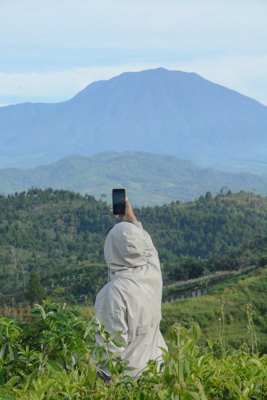 motret gunung