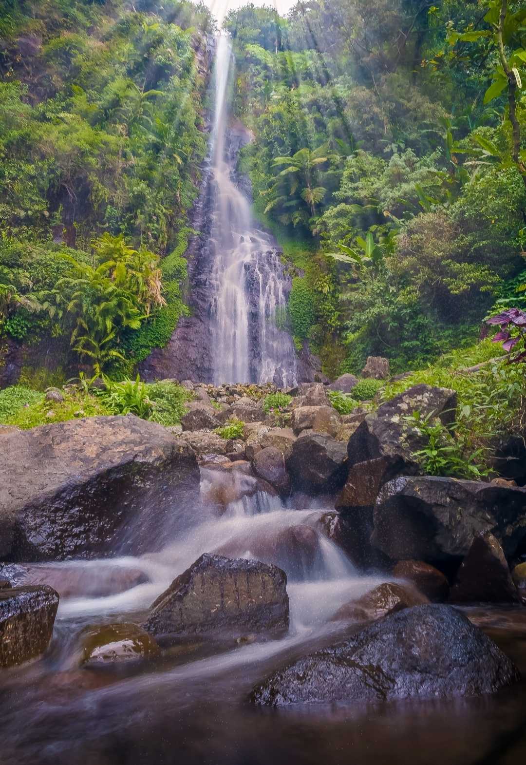 Pesona Curug Cijalu wanayasa - Jawa Barat - Indonesia