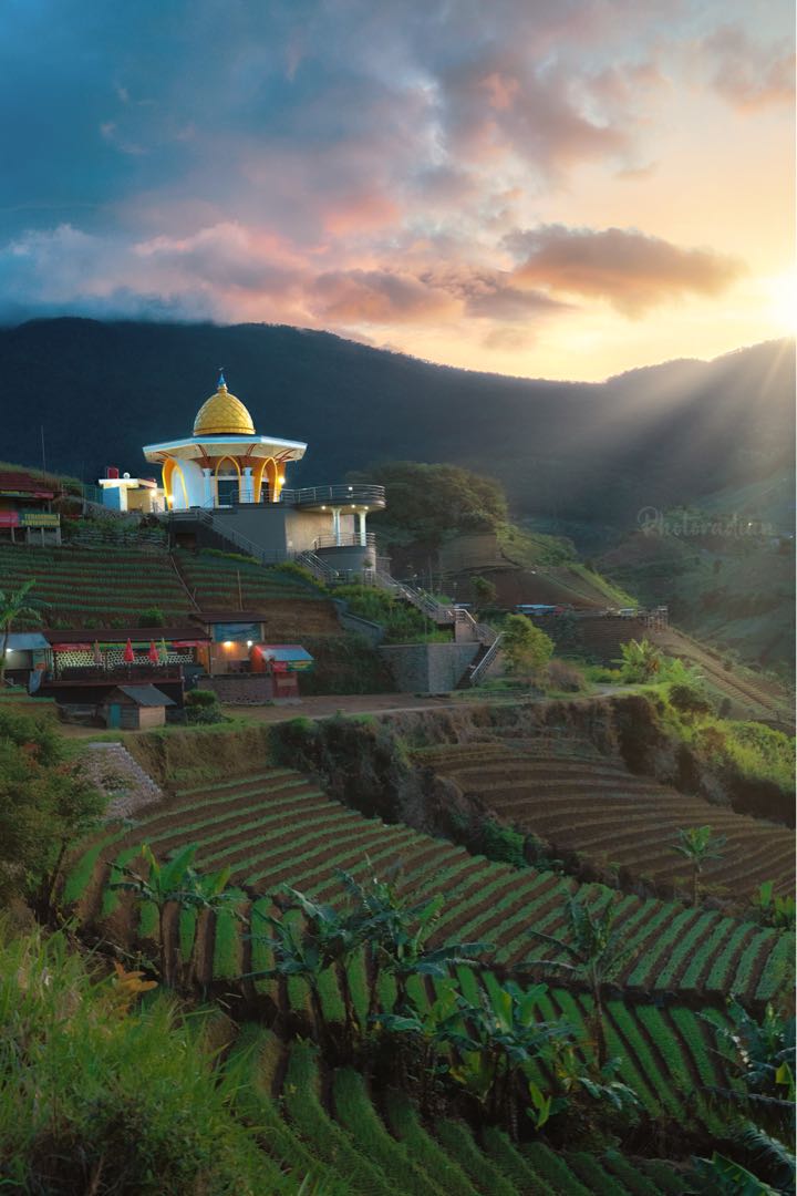 Panyaweuyan Sunrise