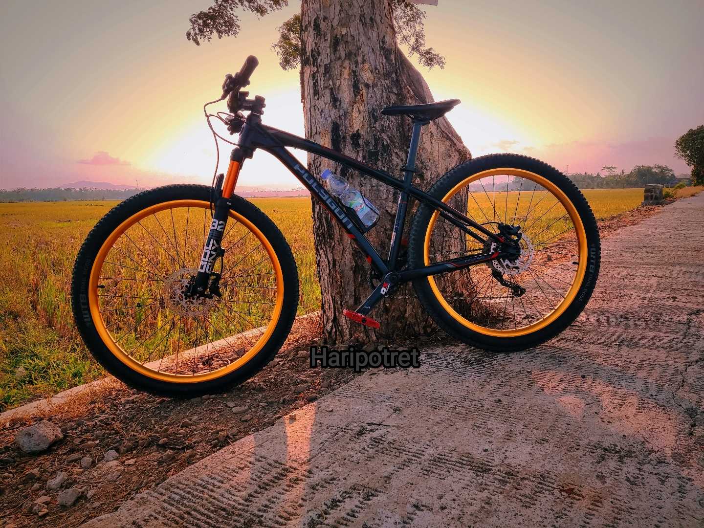 bersepeda