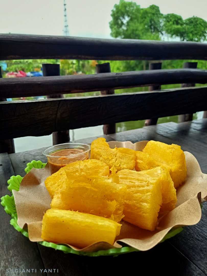 Singkong Goreng