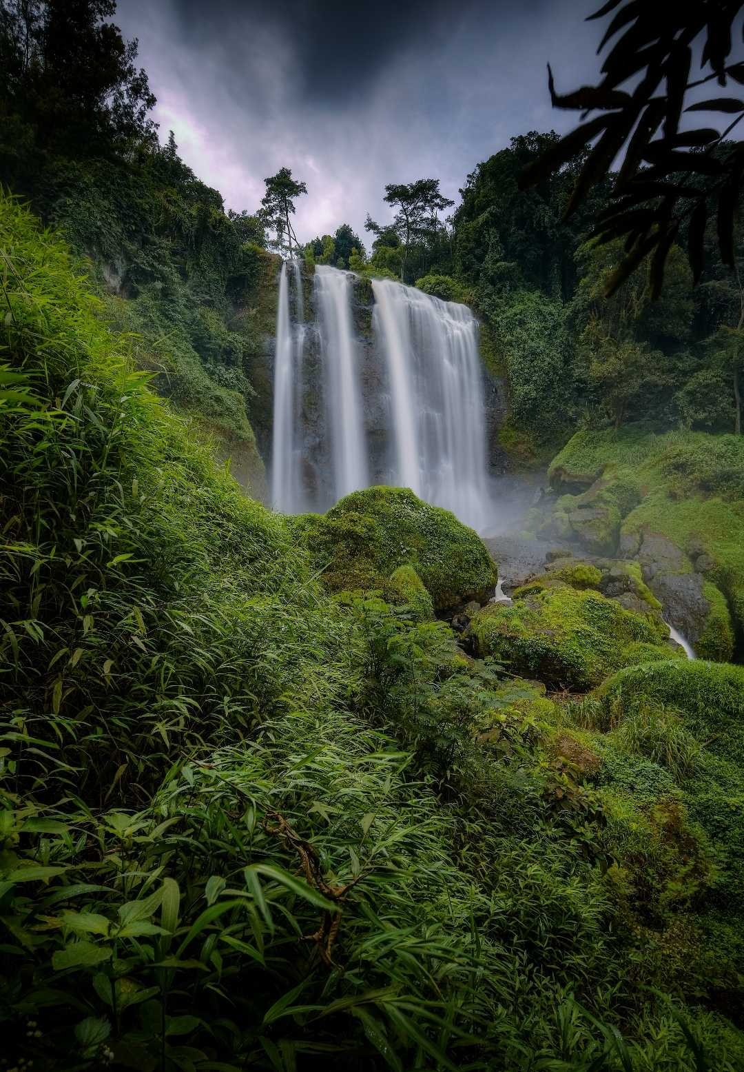 Curug sewu surga tersembunyi di jawa tengah