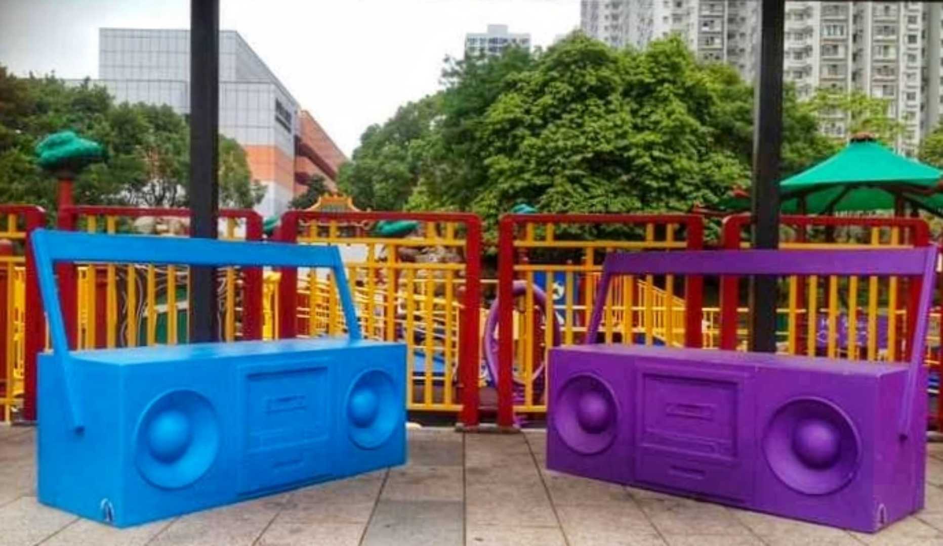 Radio Bench 