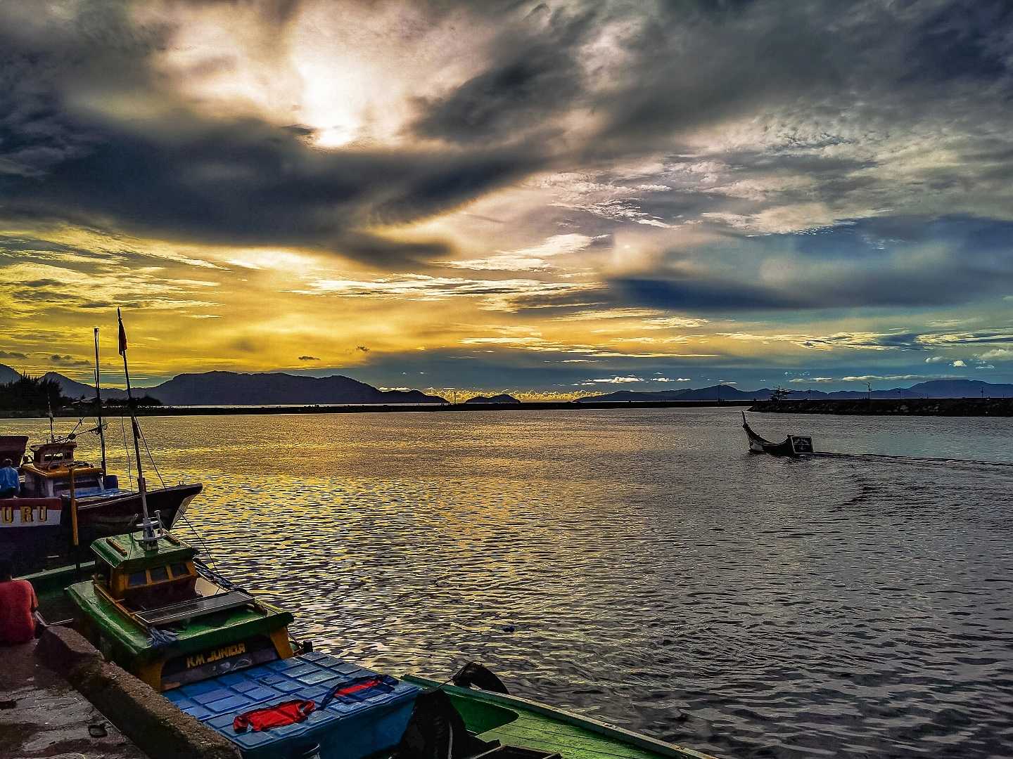 Lampulo fish landing site
