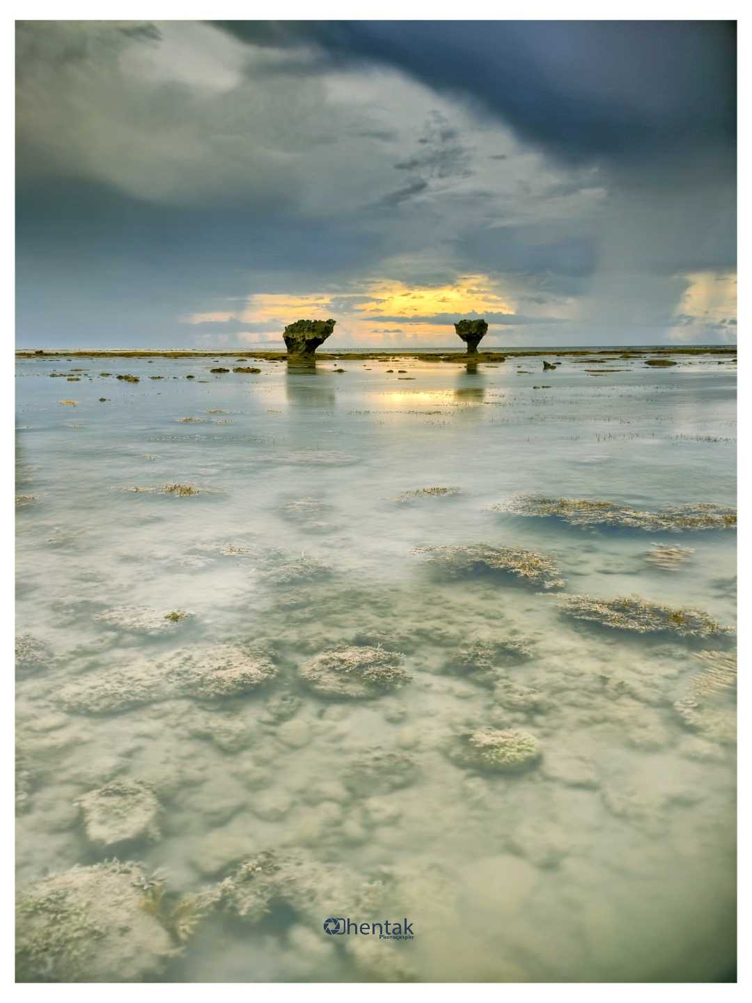 Senja di Pantai Telindale