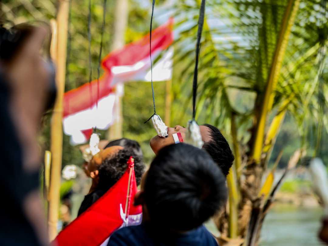 Lomba makan kerupuk