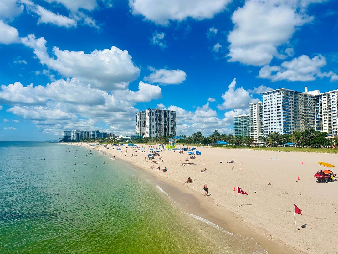 Fisher Family Pier , playa Pompano Beach