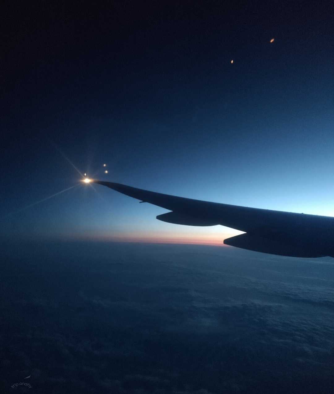Amanecer sobre el océano atlántico