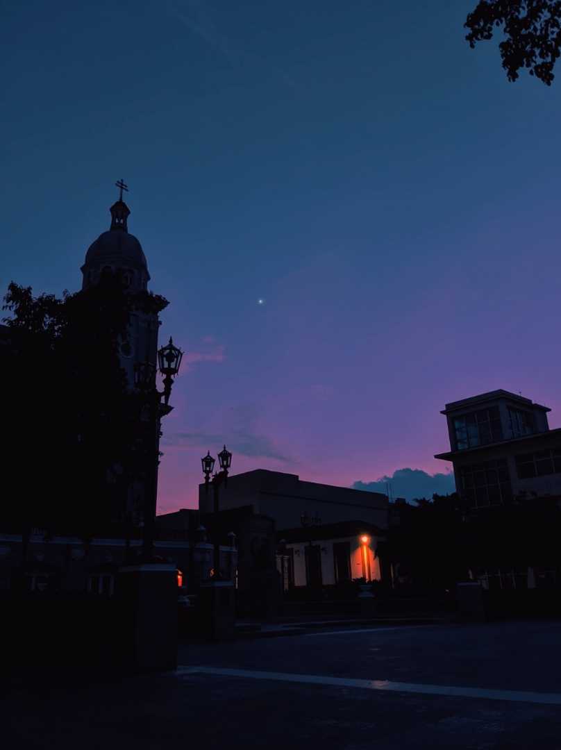 Uno de los más bellos atardeceres en Stgo para mi