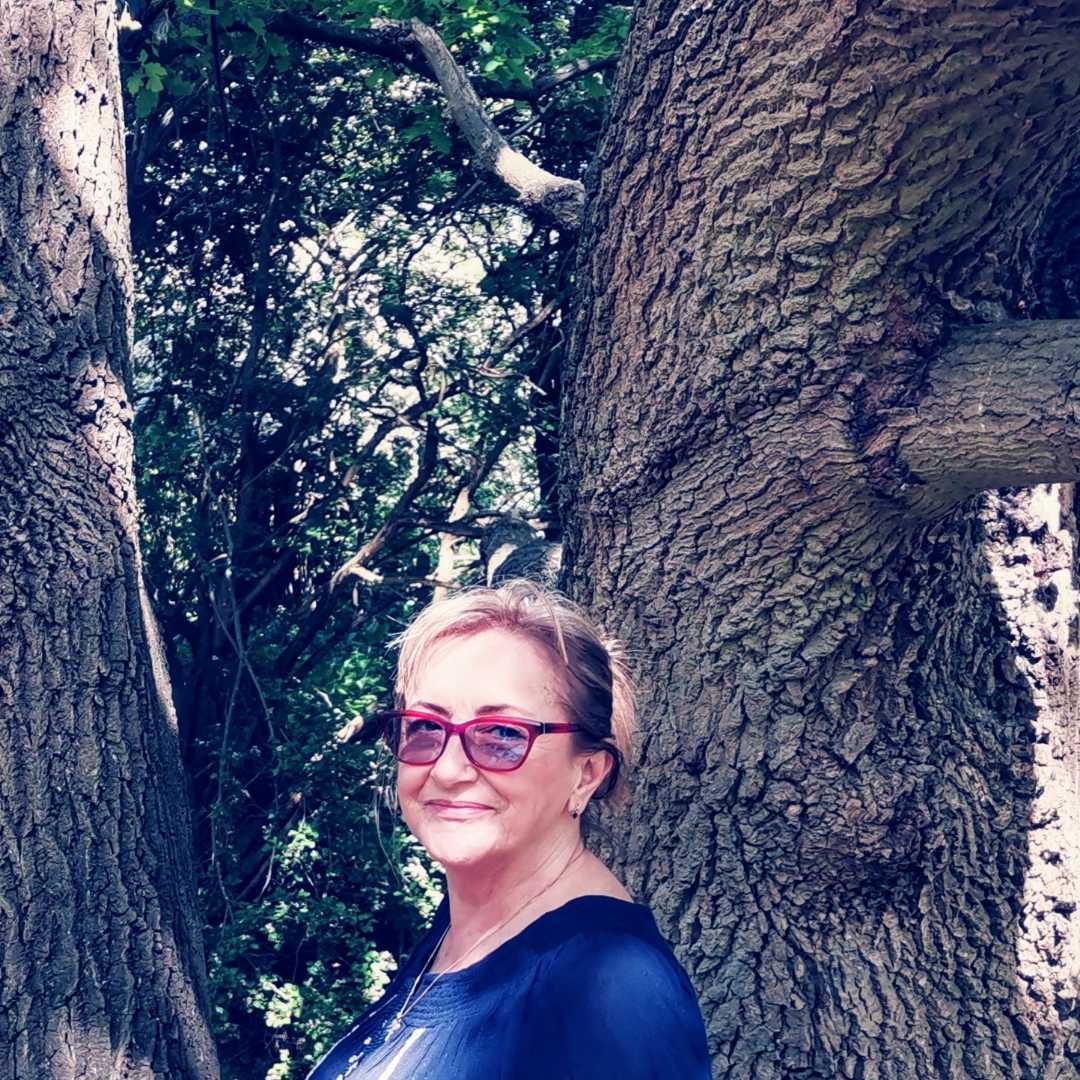 River Side Garden Park - Horley 