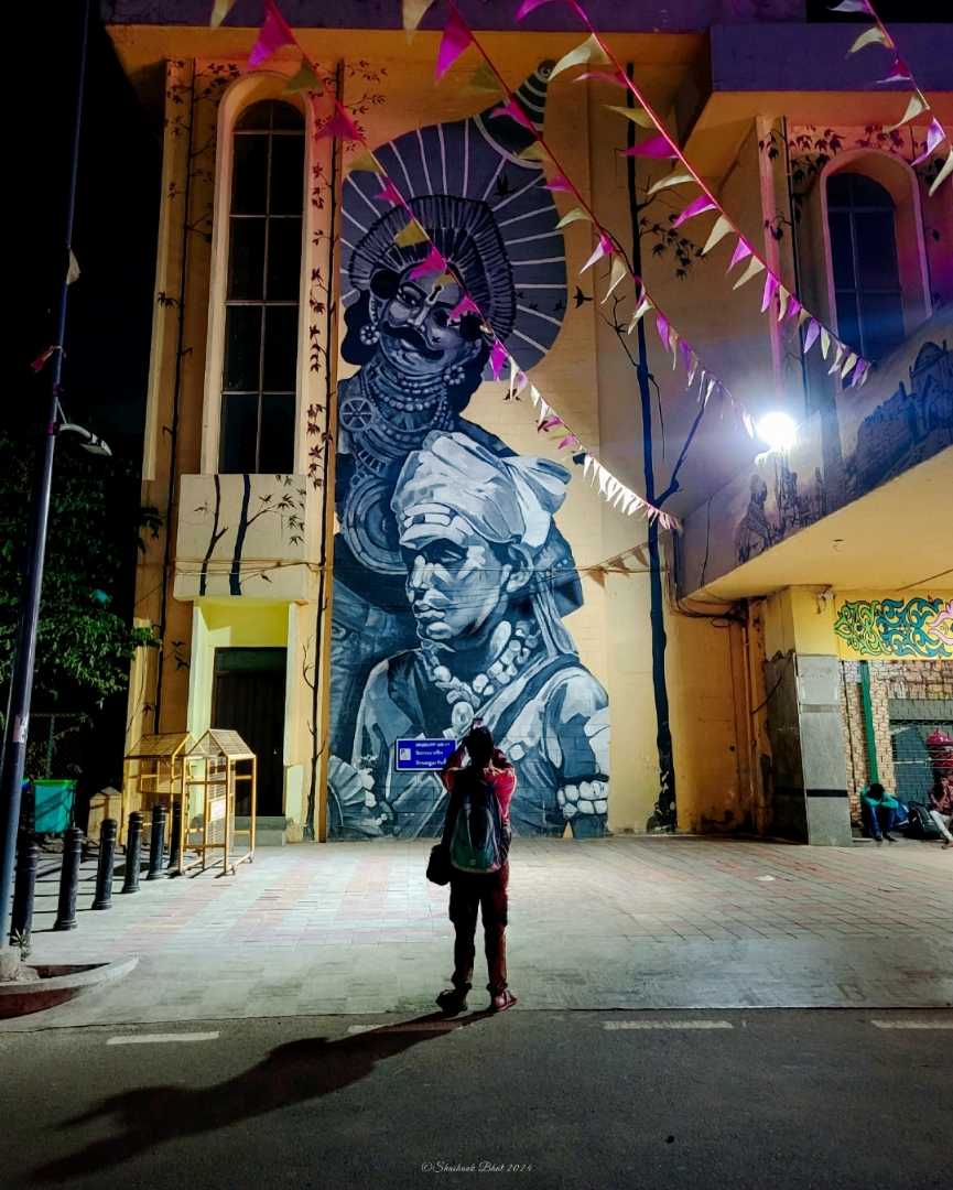 Capturing the painted cultural beauty