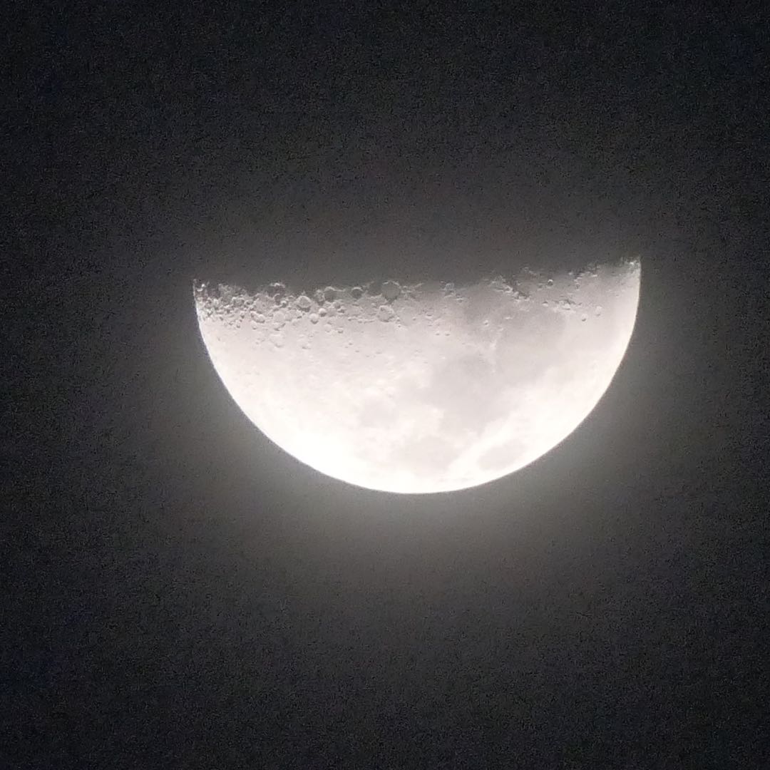 Half Moon
