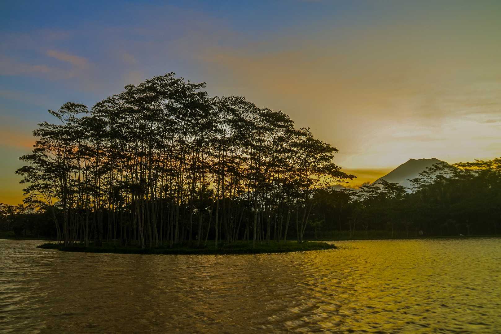 Sunset Rawa Gembongan