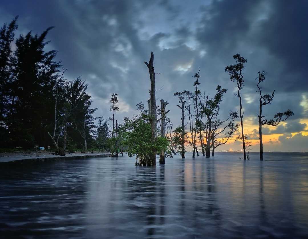 Pantai Ambalat samboja Kalimantan Timur