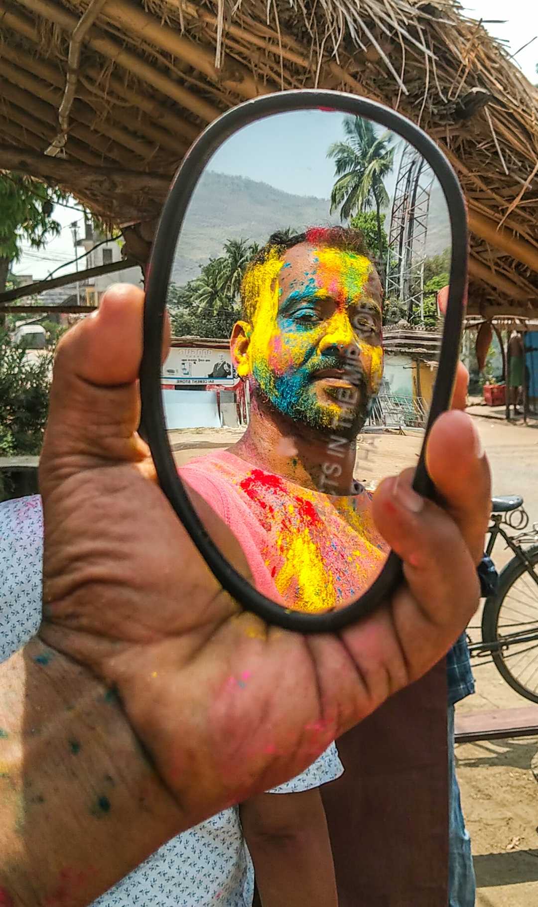 happy Holi 😊