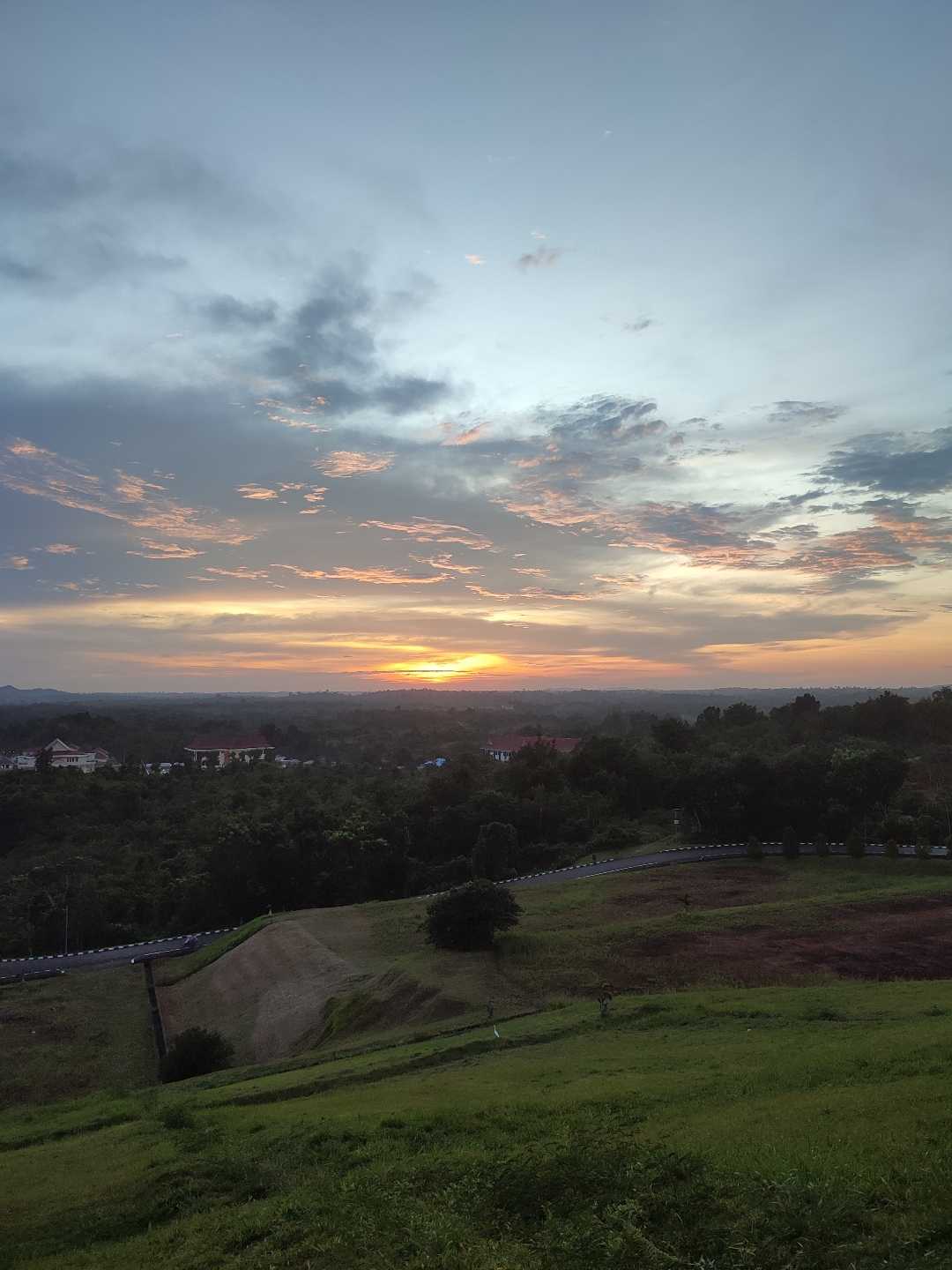 senja di bukit arai