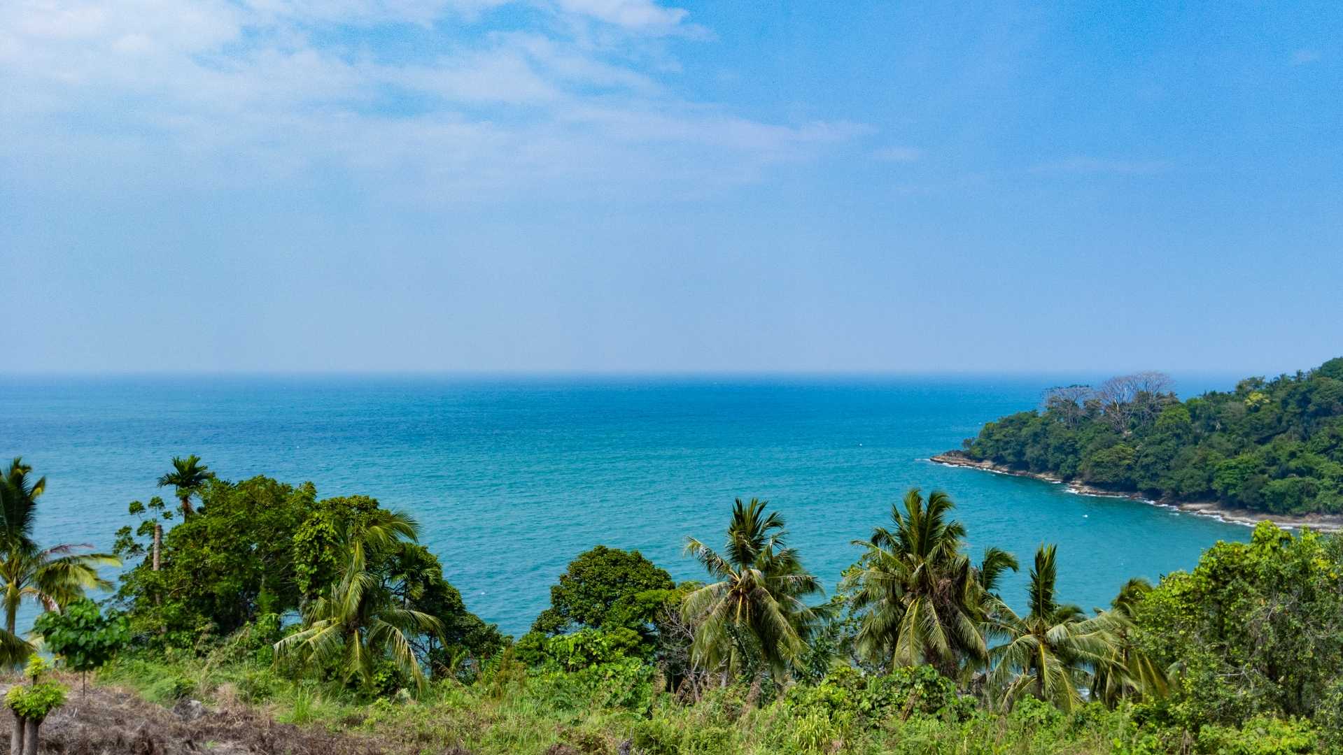 Samudra Hindia dari Bukit Gado Gado