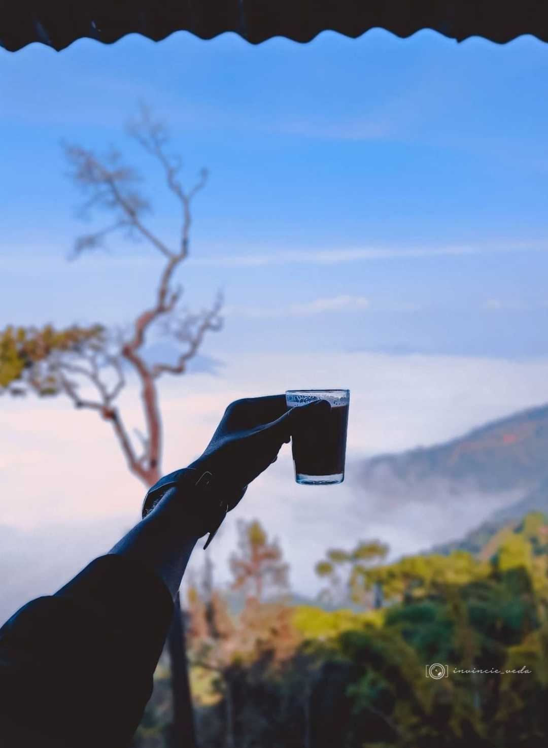 Pahado ki Subha Valli Chai☕