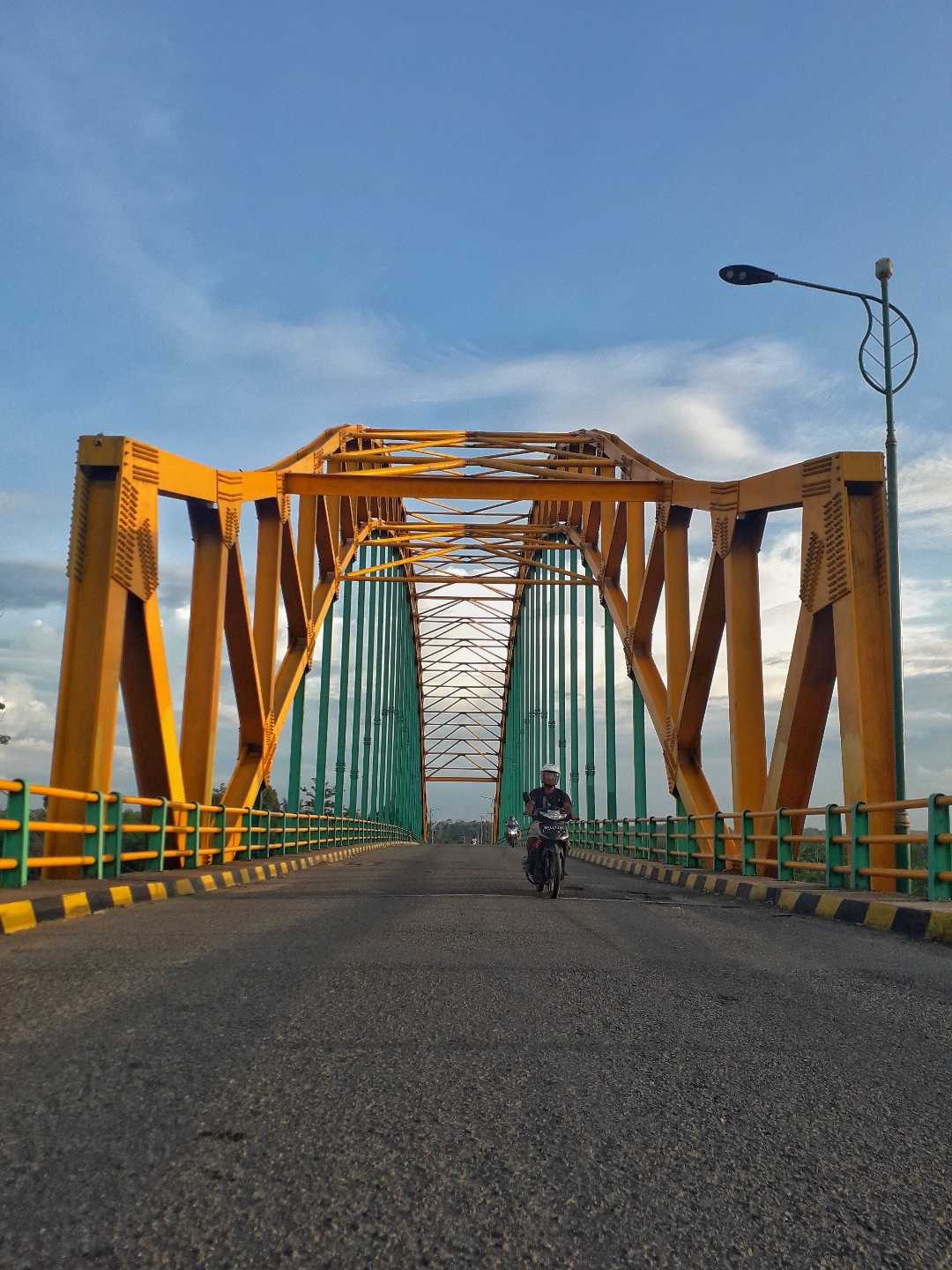 Jembatan Tanjung Menanti 