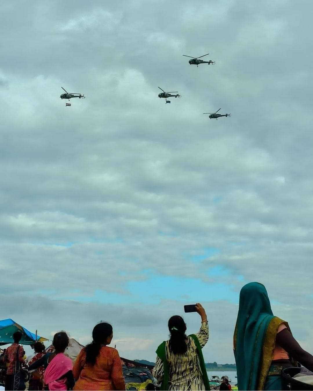 🚁🚁🚁🚁
