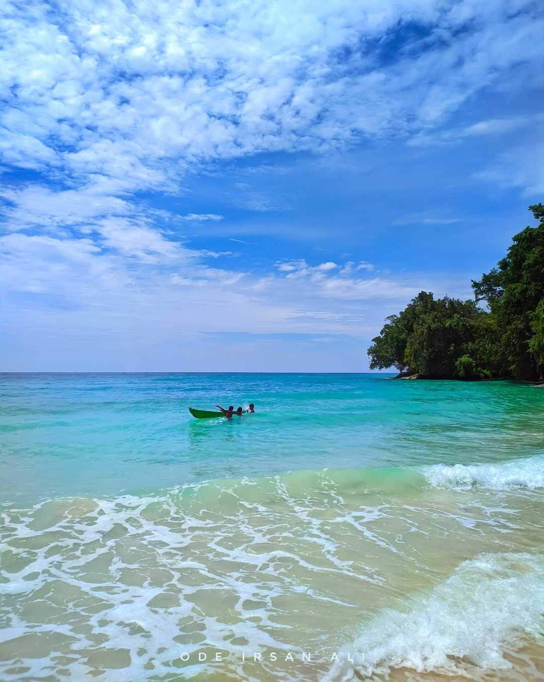 Pantai Wambar
