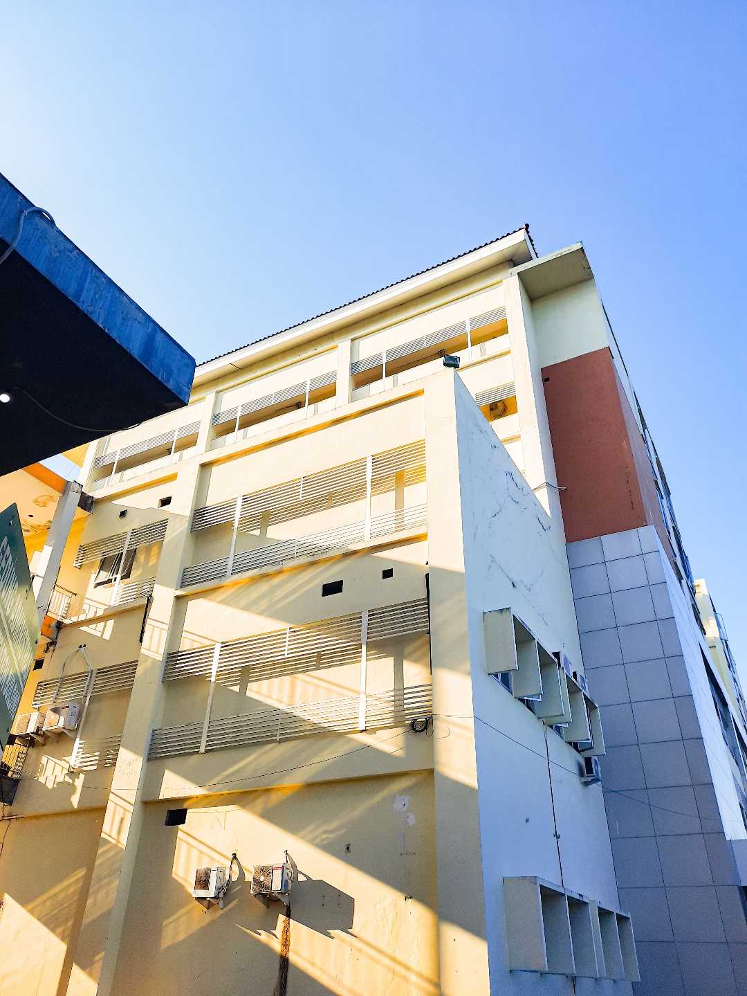 Rumah Sakit (hospital)