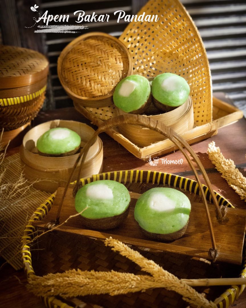 Apem Bakar Pandan