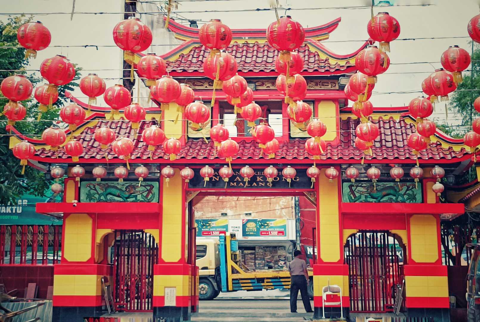 Lampion (lentera kertas) 