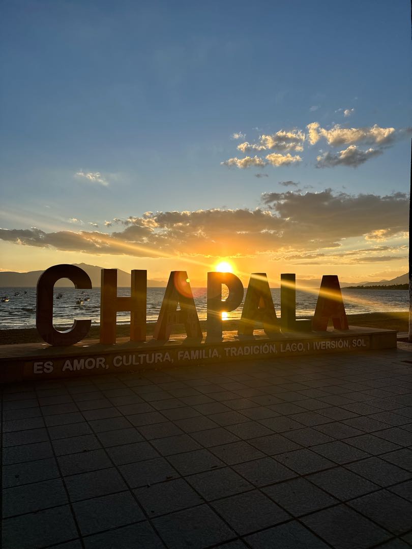 Atardecer desde el lago más grande de México