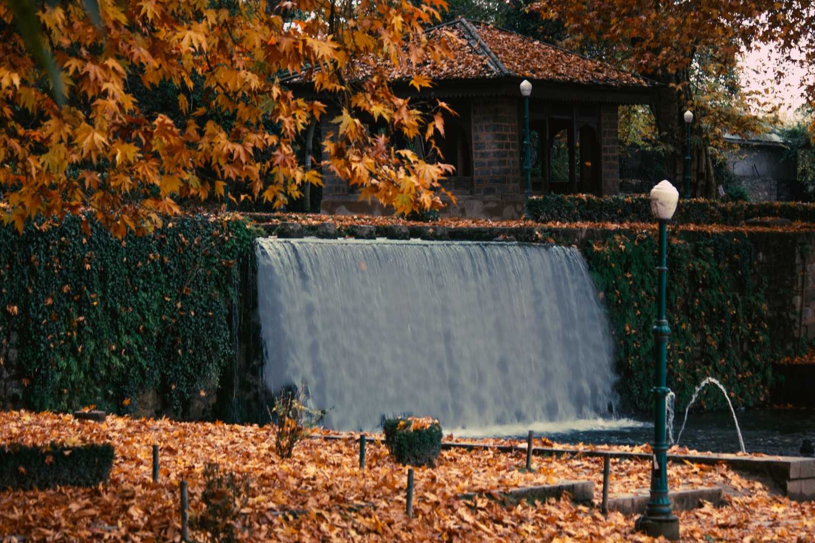 Achabal mughal garden 